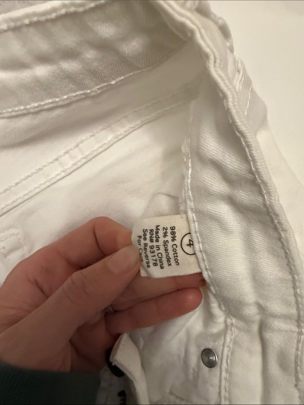 White Women's Slim Fit Jeans size 4 - Picture 4 of 5